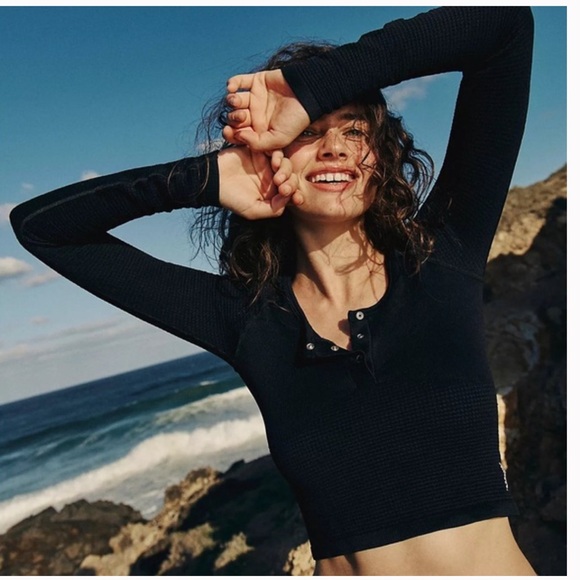 NWT FP Movement Bail Out Long Sleeve Layer Black Size M - Picture 2 of 9